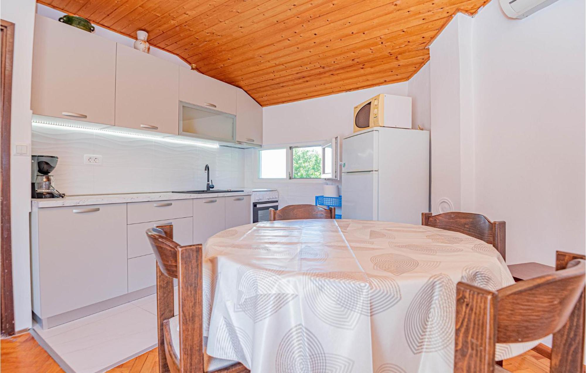 Pet Friendly Apartment In Jadrija With Wifi Ngoại thất bức ảnh